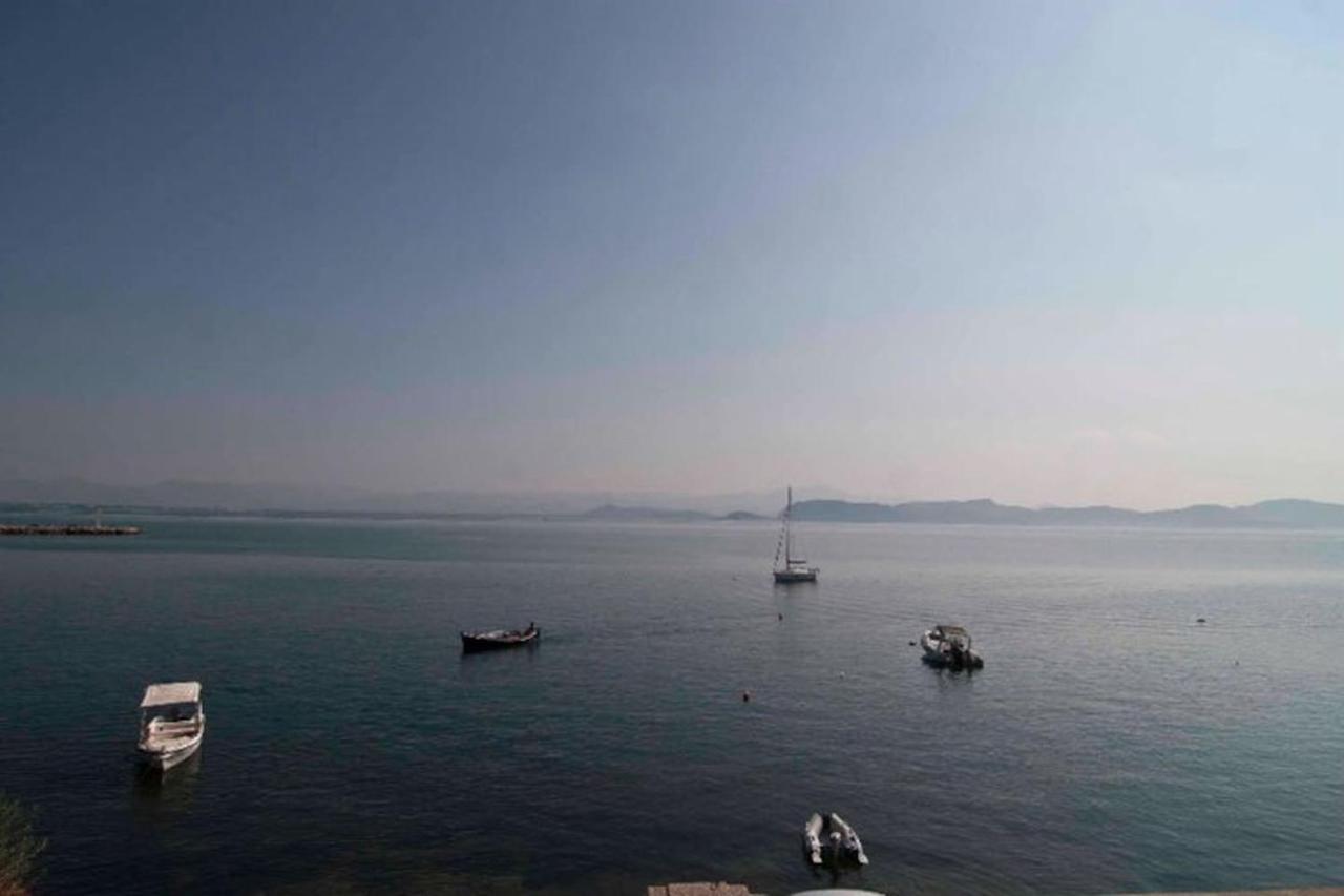 Kiveri 1876 Traditional Seafront Cottage ภายนอก รูปภาพ