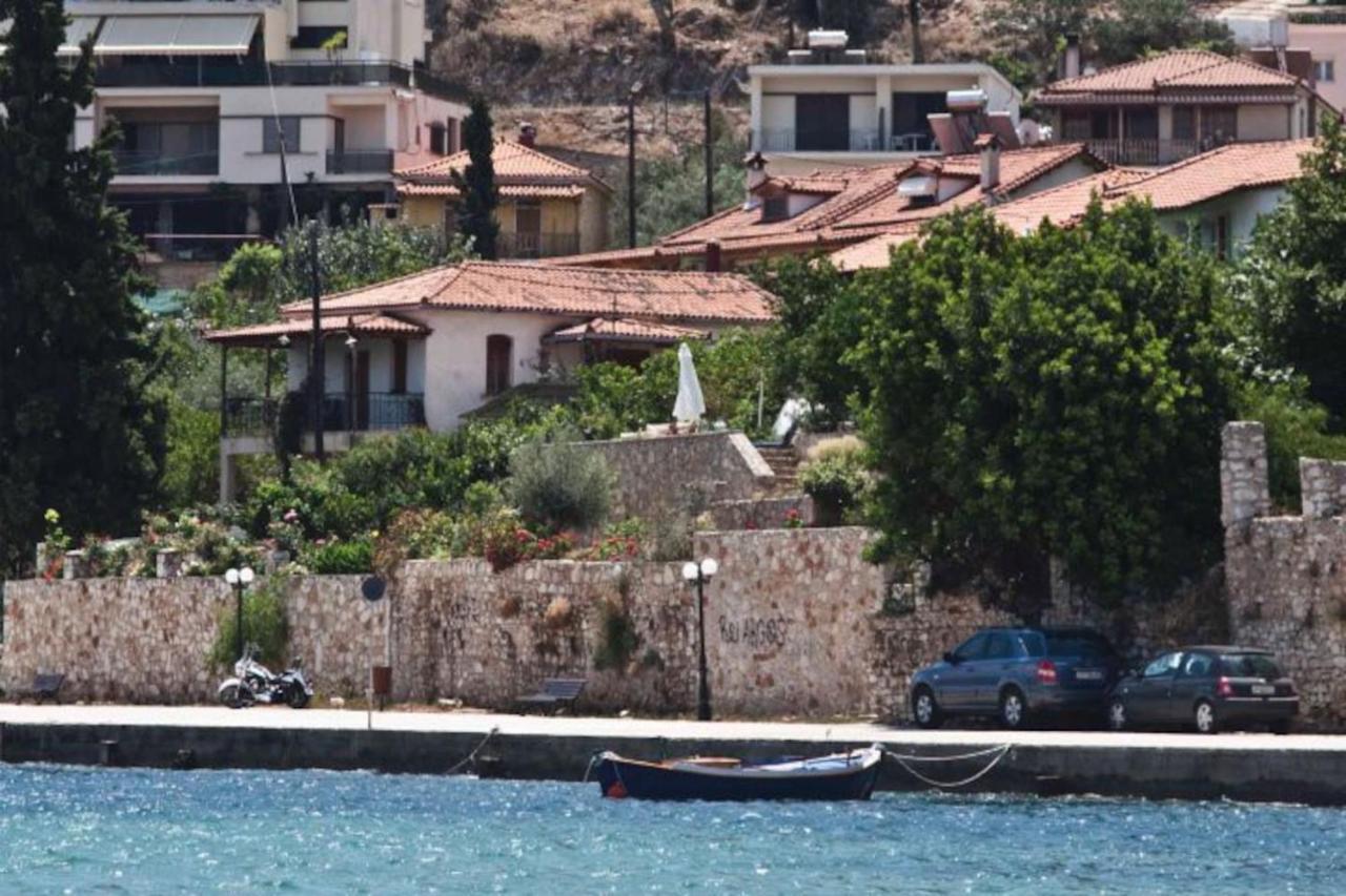 Kiveri 1876 Traditional Seafront Cottage ภายนอก รูปภาพ